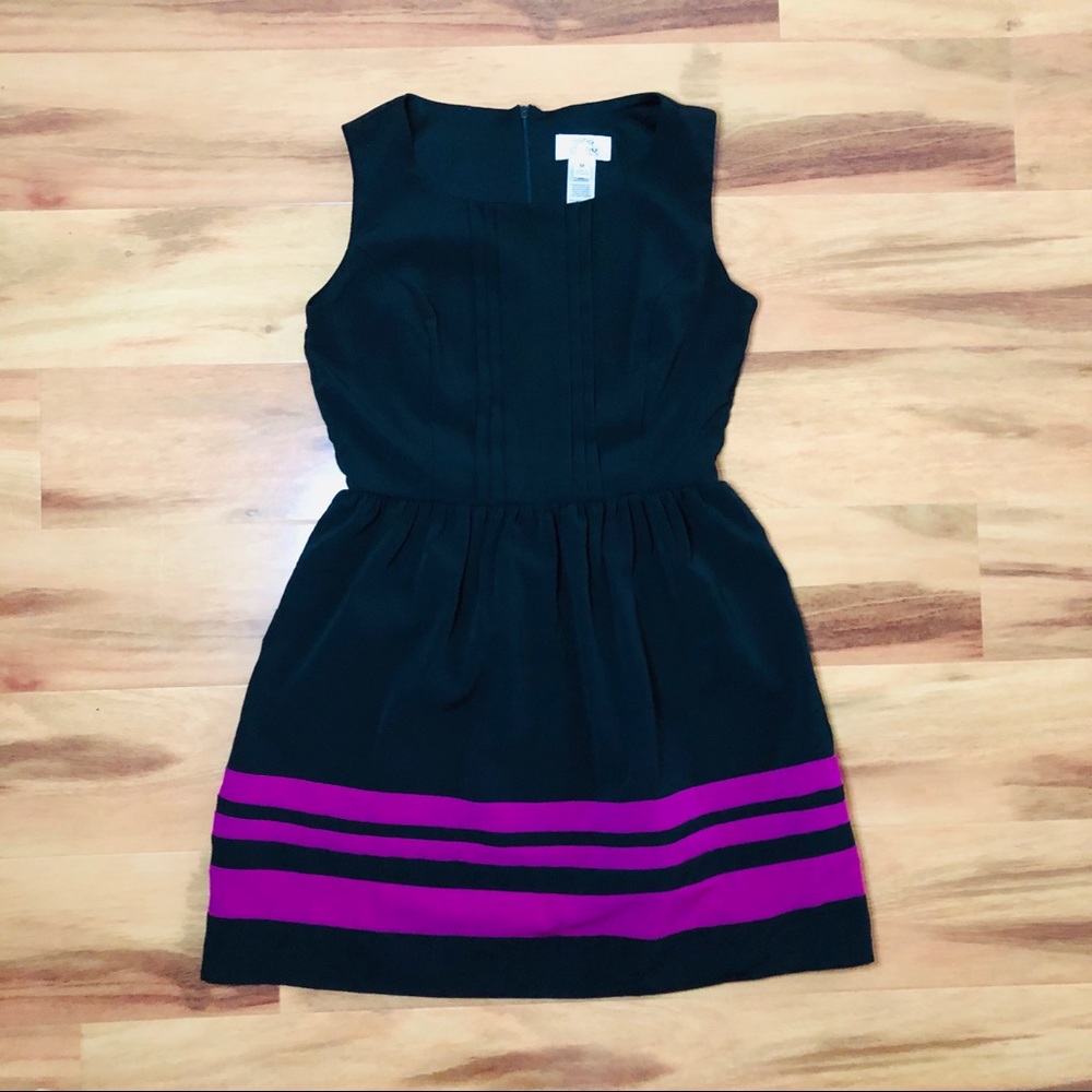 Sleeveless Black/Purple Dress
